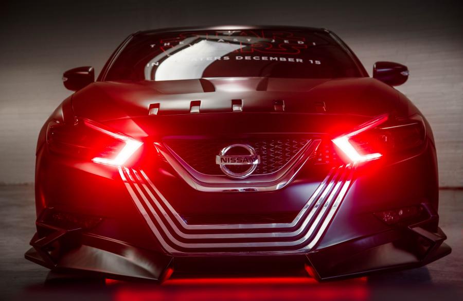  Nissan Maxima Kylo Ren 2017 года  (фото 2 из 5)
